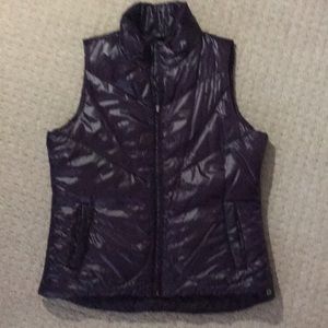 GAP Women’s Poly-filled Puffer Vest